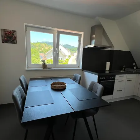 Brack In Gaggenau-michelbach, Mit Balkon Und Klimaanlage Apartamento